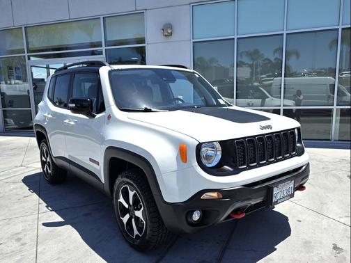 Alpine White Clearcoat 2022 Jeep Renegade Trailhawk