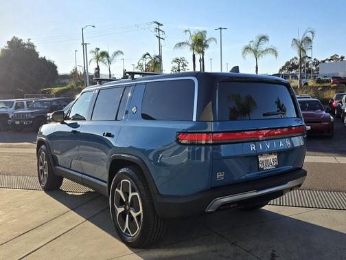 2024 Rivian R1S Adventure Quad Motor Large Pack