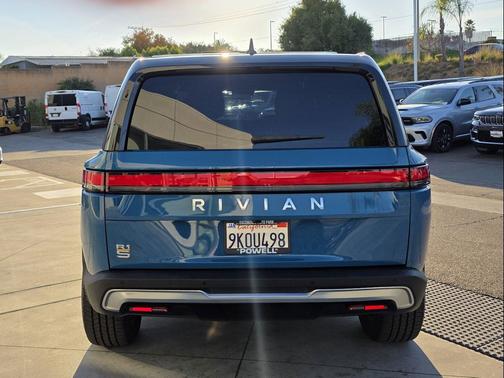 2024 Rivian R1S Adventure Quad Motor Large Pack