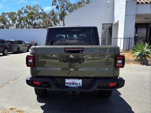 2025 Jeep Gladiator Willys