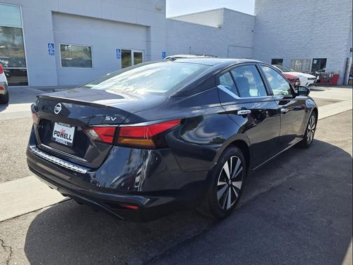 2022 Nissan Altima 2.5 SV