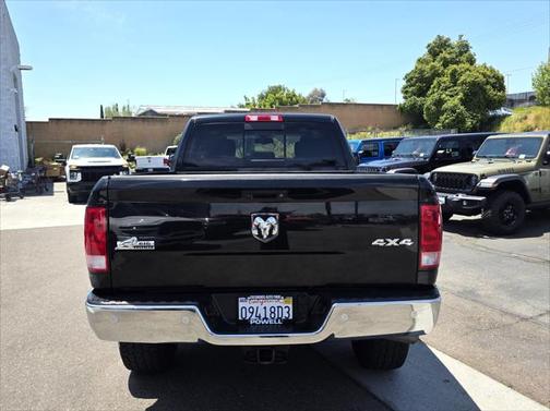 2018 RAM 2500 Big Horn Crew Cab 4x4 6'4' Box