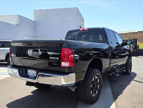 2018 RAM 2500 Big Horn Crew Cab 4x4 6'4' Box