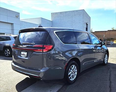 2025 Chrysler Pacifica L