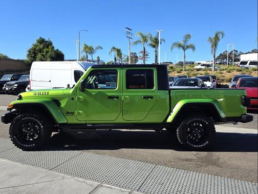 2026 Jeep Gladiator Willys 4x4