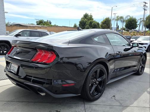 2021 Ford Mustang EcoBoost Premium