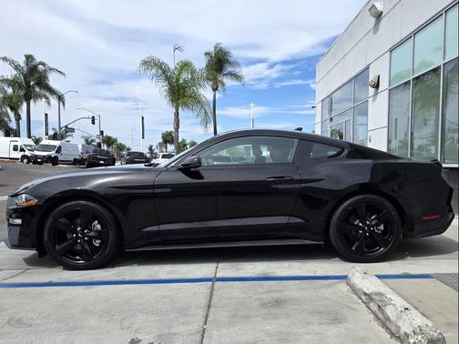 2021 Ford Mustang EcoBoost Premium