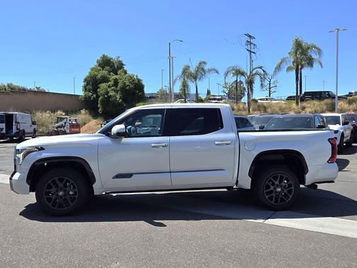 2025 Toyota Tundra Platinum