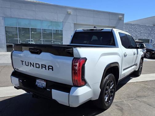2025 Toyota Tundra Platinum