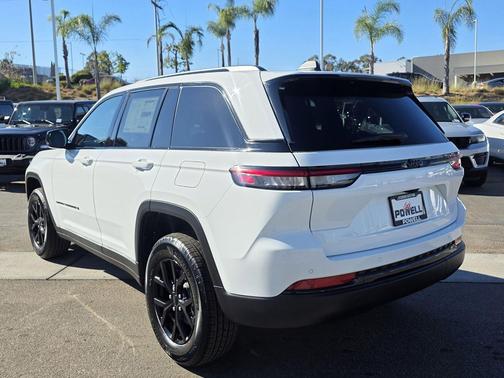 2025 Jeep Grand Cherokee Altitude