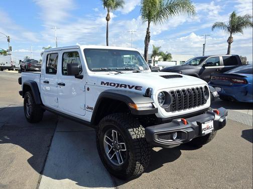 2025 Jeep Gladiator Mojave