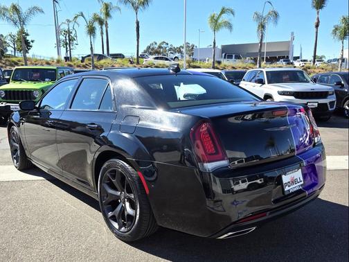 2021 Chrysler 300 S