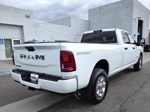 2025 RAM 2500 Big Horn Crew Cab 4x2 8' Box
