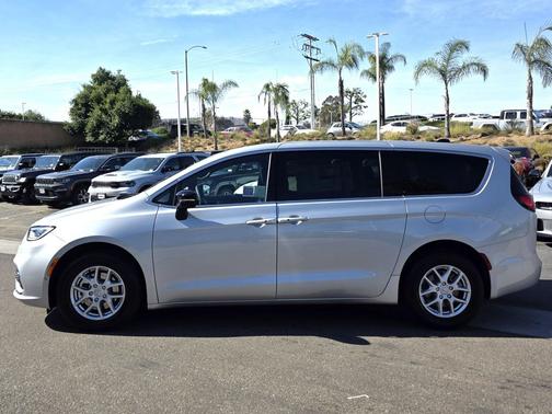 2026 Chrysler Pacifica L