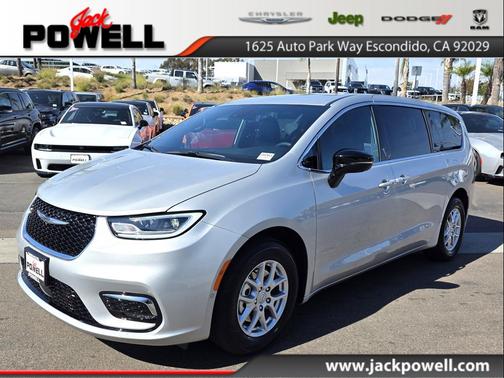 2026 Chrysler Pacifica L