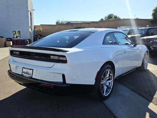 2024 Dodge Charger R/T Scat Pack