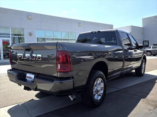2025 RAM 2500 Big Horn Crew Cab 4x2 8' Box
