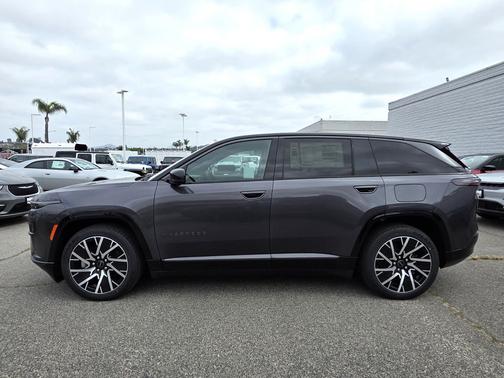 2025 Jeep Wagoneer S Limited
