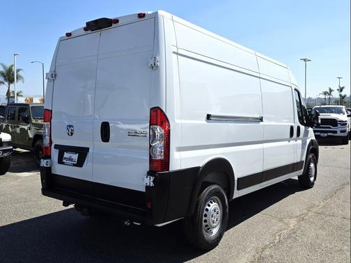 2026 RAM ProMaster 2500 Tradesman