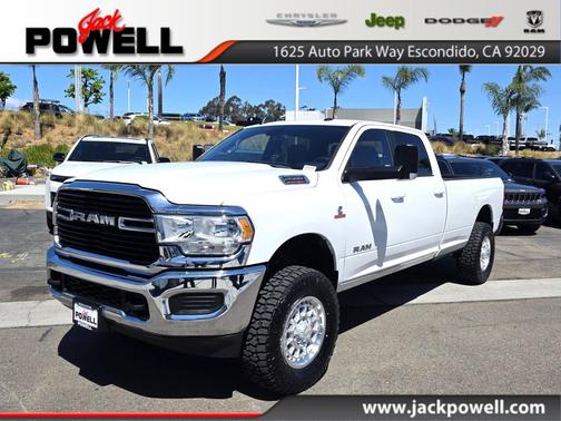 Bright White Clearcoat 2021 RAM 2500 Big Horn Crew Cab 4x4 8' Box