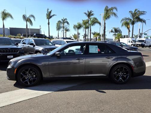 2023 Chrysler 300 S
