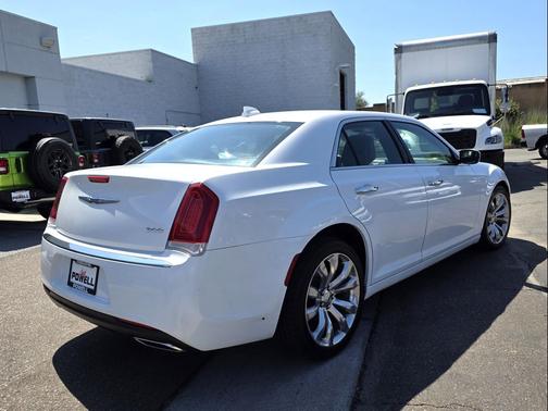 2019 Chrysler 300 Limited