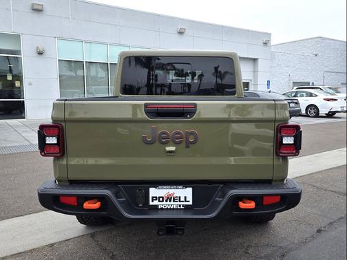 41 2026 Jeep Gladiator Mojave 4x4
