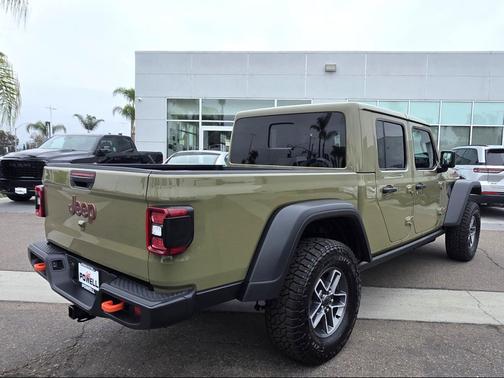 41 2026 Jeep Gladiator Mojave 4x4