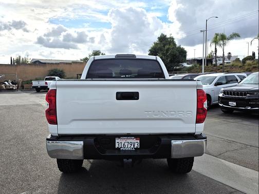 2015 Toyota Tundra SR5