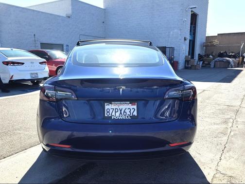 2022 Tesla Model 3 Standard Range