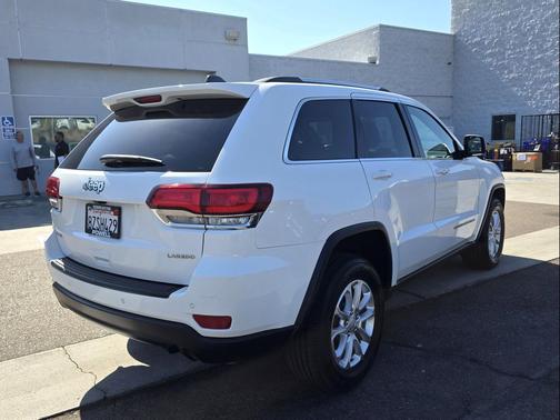 2021 Jeep Grand Cherokee Laredo
