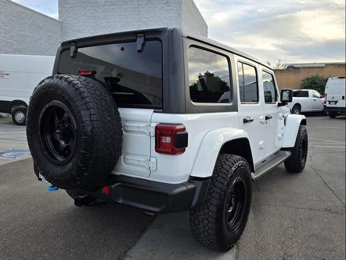 2023 Jeep Wrangler 4xe Sahara