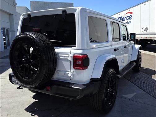 Bright White Clearcoat 2025 Jeep Wrangler 4xe Sahara