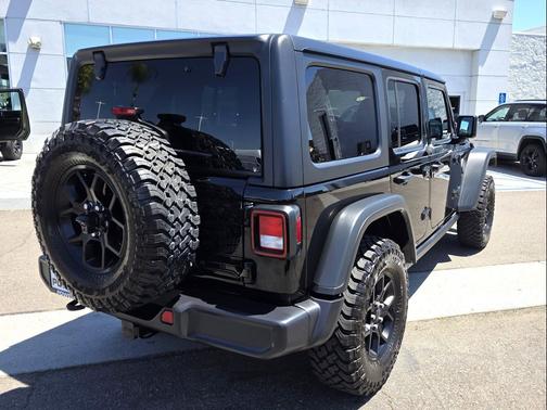 Black Clearcoat 2025 Jeep Wrangler 4xe Willys