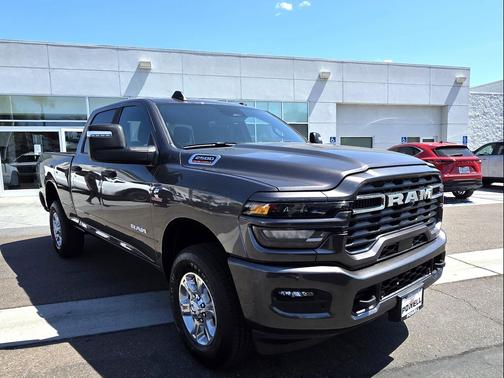 2025 RAM 2500 Big Horn Crew Cab 4x4 6'4' Box