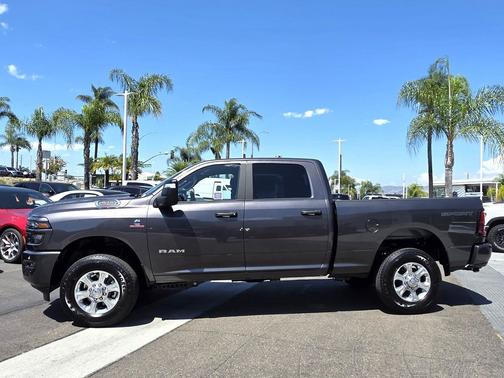 2025 RAM 2500 Big Horn Crew Cab 4x4 6'4' Box