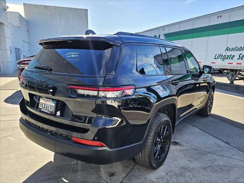 2024 Jeep Grand Cherokee L Altitude
