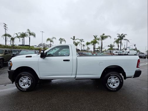 2023 RAM 2500 Tradesman Regular Cab 4x4 8' Box