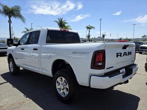 2025 RAM 2500 Big Horn Crew Cab 4x4 6'4' Box