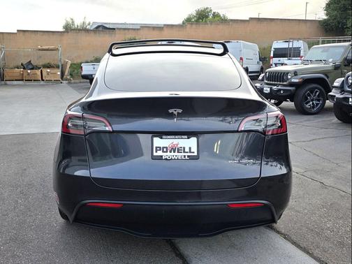 2024 Tesla Model Y Long Range Dual Motor All-Wheel Drive