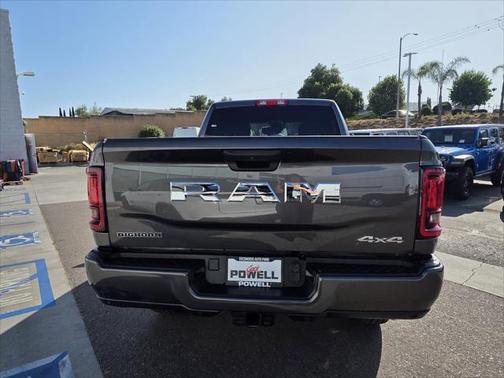 2025 RAM 2500 Big Horn Crew Cab 4x4 6'4' Box
