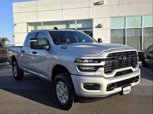 2026 RAM 3500 Big Horn Crew Cab 4x4 6'4' Box