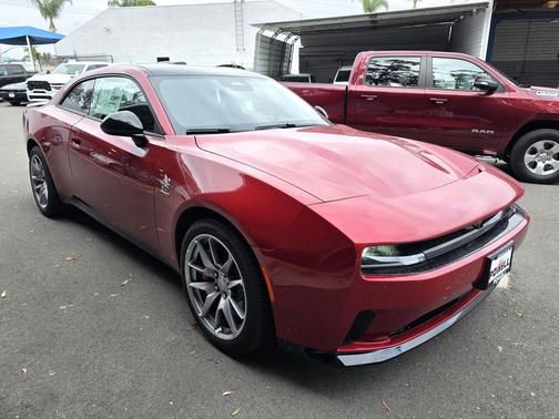 2025 Dodge Charger Daytona R/T Scat Pack