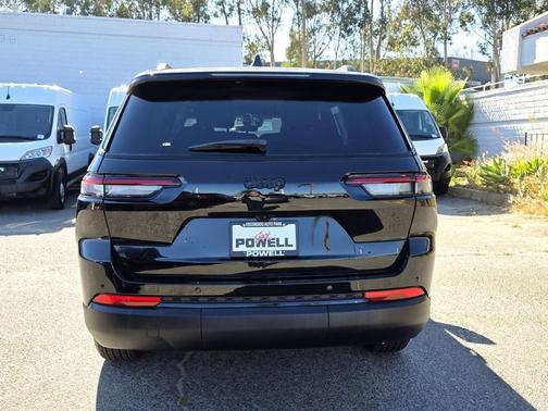 2025 Jeep Grand Cherokee L Altitude