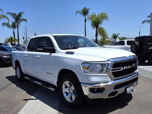 Bright White Clearcoat 2020 RAM 1500 Big Horn/Lone Star