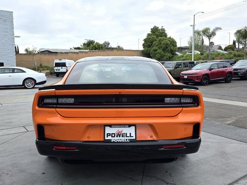 2025 Dodge Charger Daytona R/T Scat Pack