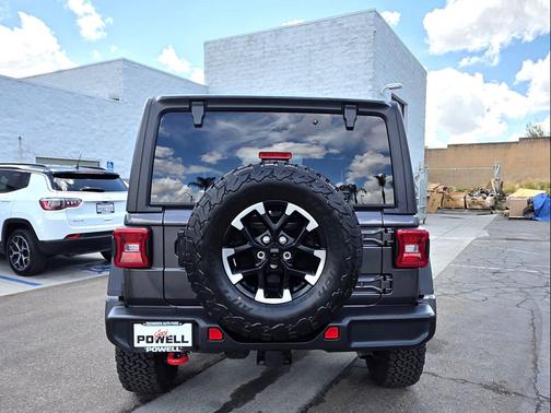 Granite Crystal Metallic Clearcoat 2026 Jeep Wrangler Rubicon