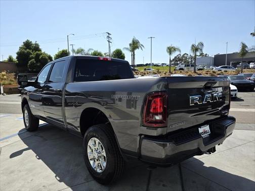 2025 RAM 2500 Big Horn Crew Cab 4x4 6'4' Box
