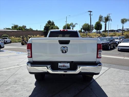 2023 RAM 2500 Big Horn Crew Cab 4x4 8' Box