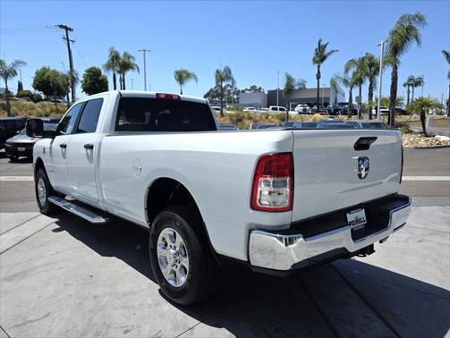 2023 RAM 2500 Big Horn Crew Cab 4x4 8' Box